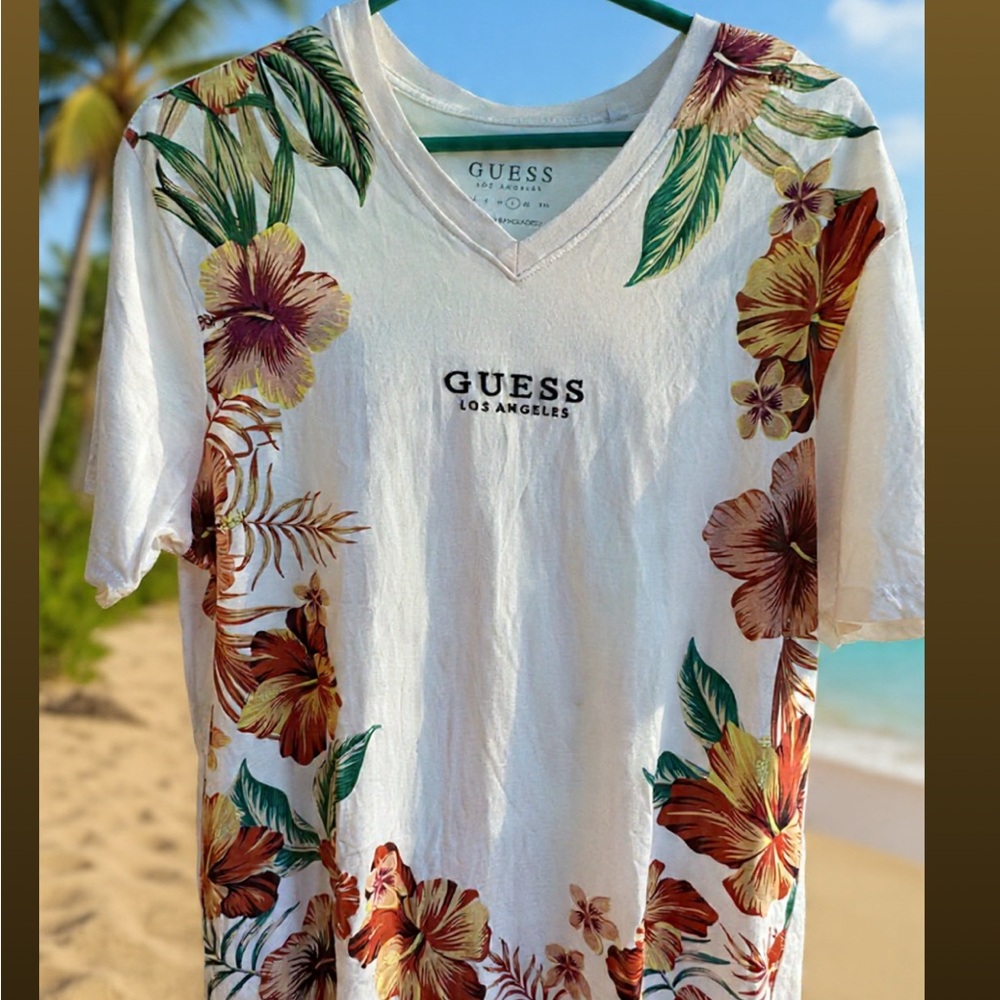 Guess Tropical Floral V-Neck Tee